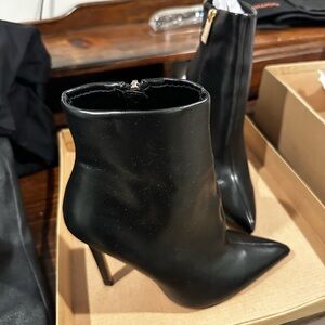 ASOS DESIGN Emerald high heeled sock boots